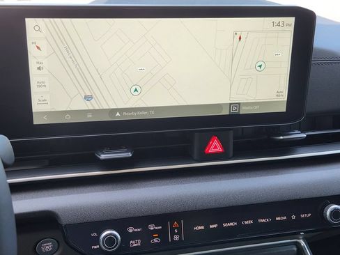 New 2026 Kia Carnival EX FWD image 16