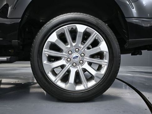 Used 2021 Ford F150 Limited image 13