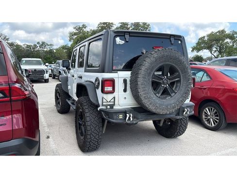 Used 2020 Jeep Wrangler Unlimited Sport AWD/4WD image 17