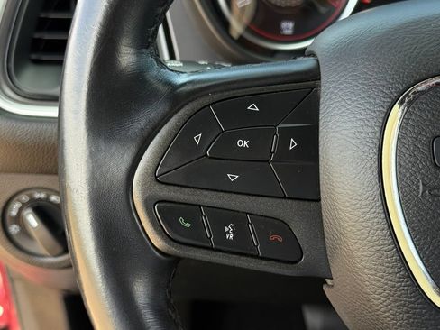 Used 2021 Dodge Challenger SXT RWD image 12