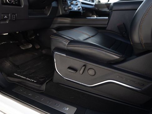 Used 2023 Ford F350 Platinum w/ Tremor Off-Road Package image 13