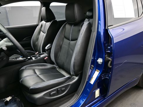 Used 2022 Nissan Leaf SL Plus image 13