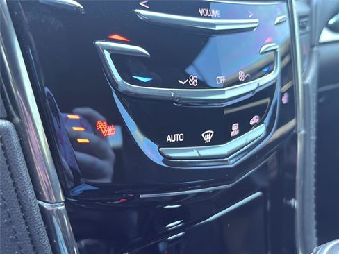 Used 2016 Cadillac ATS V w/ Luxury Package RWD image 33