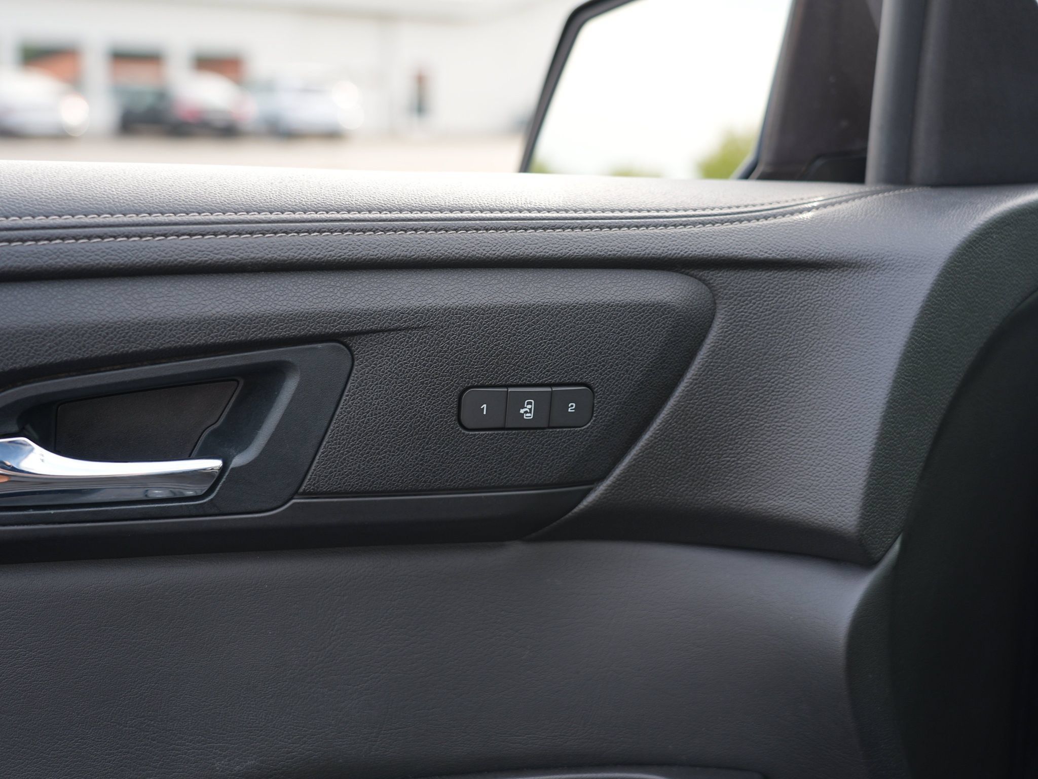 Used 2016 Chevrolet Traverse LT AWD/4WD image 18