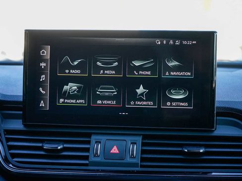 Used 2023 Audi Q5 2.0T Prestige w/ Prestige Package image 14