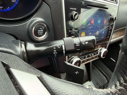 Used 2019 Subaru Outback 3.6R Touring AWD/4WD image 26