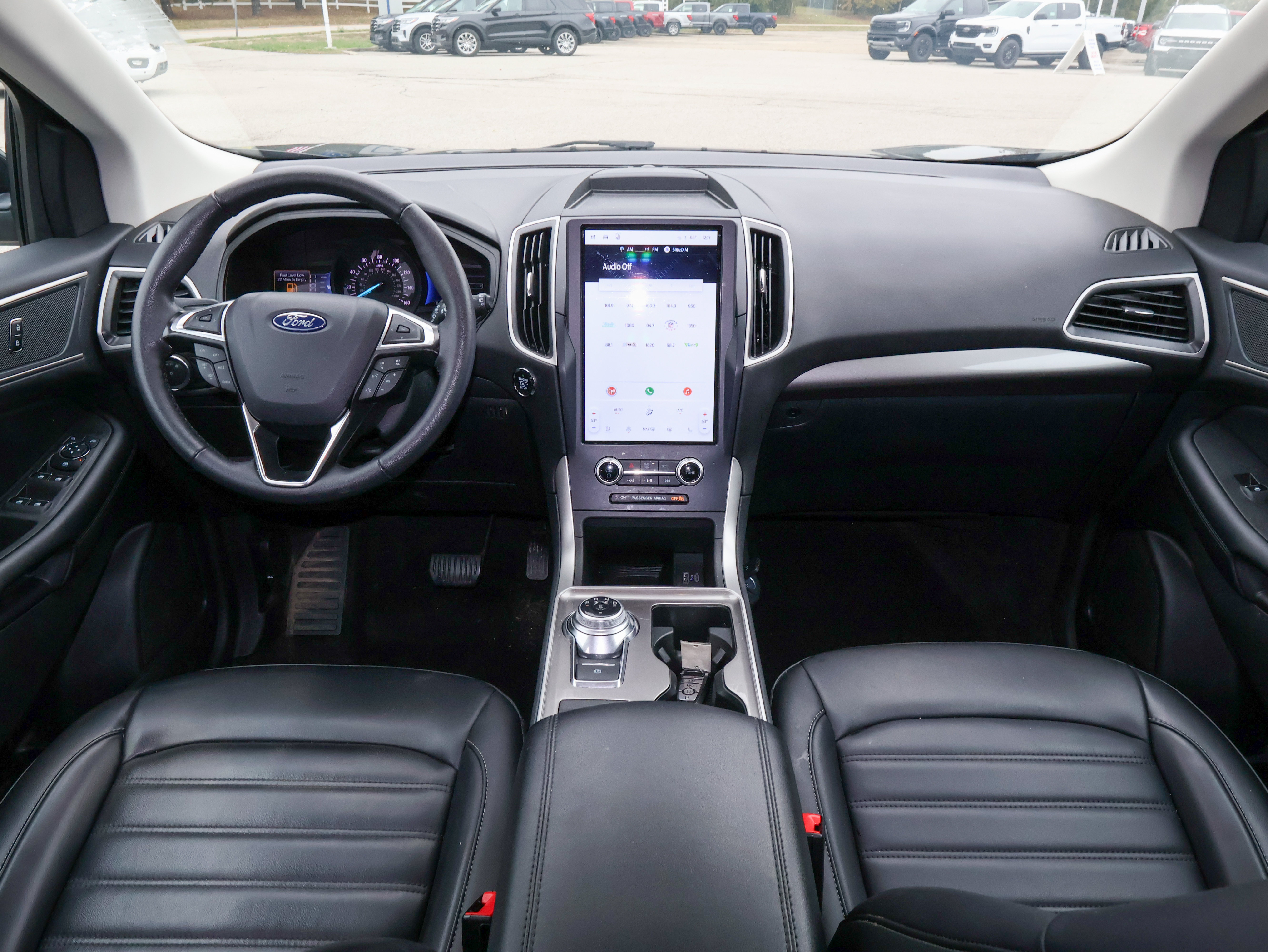 Used 2024 Ford Edge SEL w/ Convenience Package AWD/4WD image 16