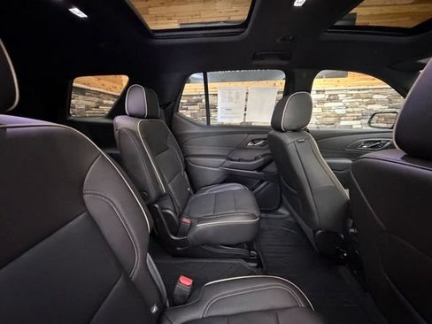 Used 2023 Chevrolet Traverse Premier w/ LPO, Floor Liner Package AWD/4WD image 35