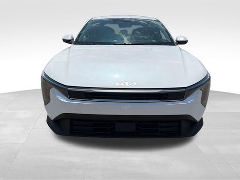 New 2026 Kia K4 FWD image 2