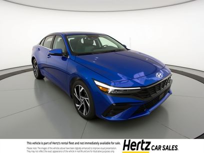 Used 2025 Hyundai Elantra Limited