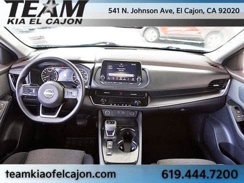 Used 2022 Nissan Rogue SV FWD image 18