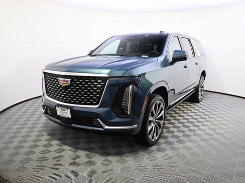 New 2026 Cadillac Escalade ESV Luxury w/ Touring Package AWD/4WD image 1