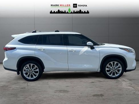 Used 2023 Toyota Highlander Limited AWD/4WD image 6