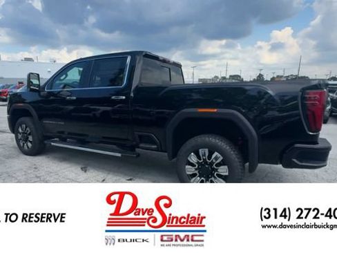 New 2026 GMC Sierra 3500 Denali w/ Denali Reserve Package AWD/4WD image 6