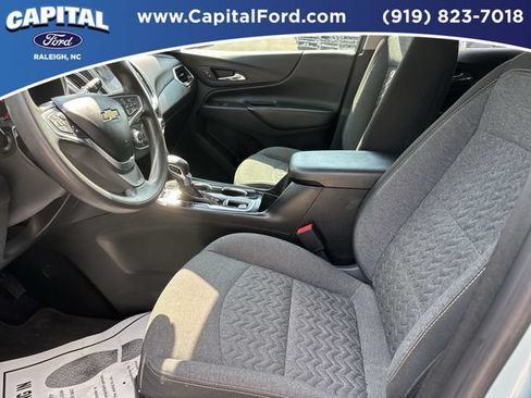 Used 2022 Chevrolet Equinox LT AWD/4WD image 19
