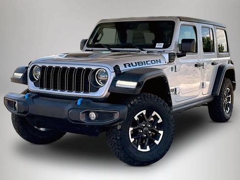 Used 2024 Jeep Wrangler Unlimited Rubicon 4xe AWD/4WD image 3