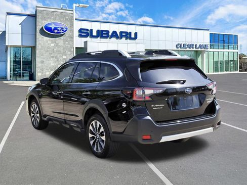 Used 2024 Subaru Outback Touring AWD/4WD image 4