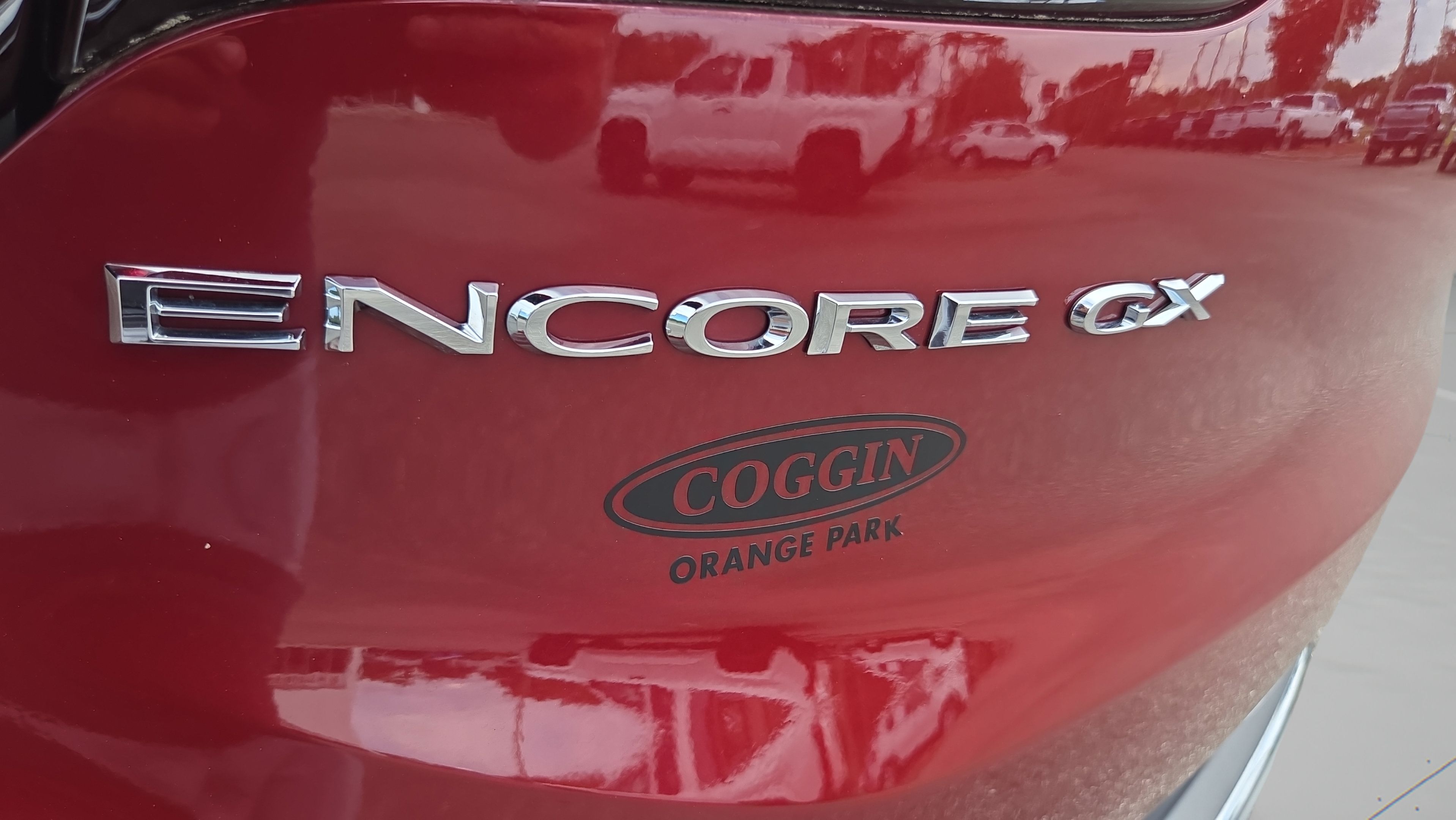 Used 2023 Buick Encore GX Essence w/ Experience Buick Package FWD image 33