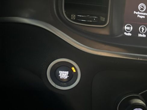 Used 2019 Dodge Charger GT image 17