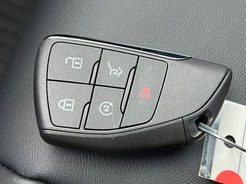 Used 2025 GMC Acadia Elevation w/ Elevation Premium Package image 33