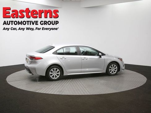 Used 2023 Toyota Corolla LE image 38