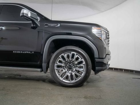 Used 2025 GMC Sierra 1500 Denali Ultimate AWD/4WD image 11