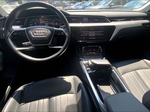 Used 2022 Audi e-tron Premium image 16
