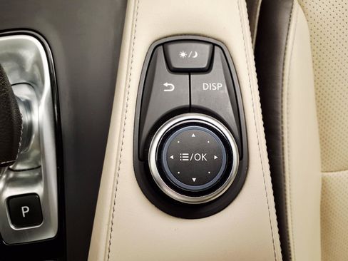 Used 2022 INFINITI QX50 Luxe AWD/4WD image 22