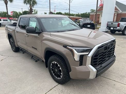 New 2026 Toyota Tundra SR5 AWD/4WD image 5