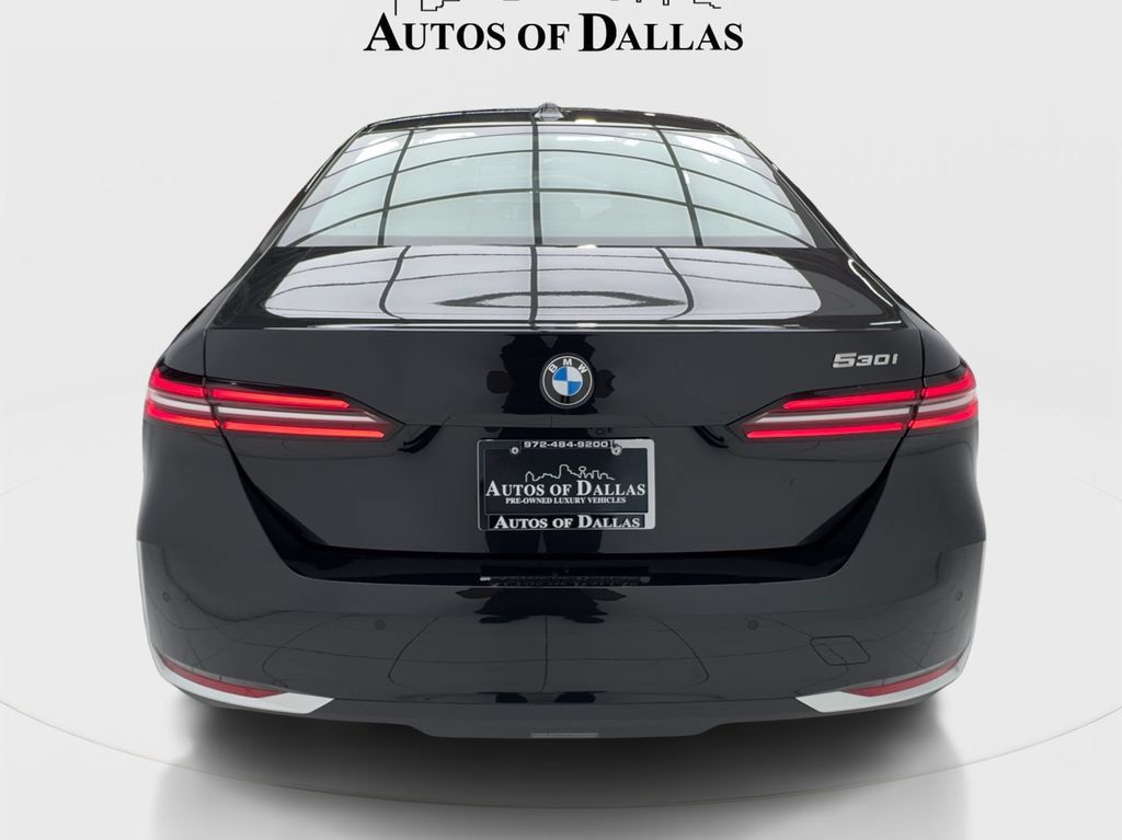 Used 2026 BMW 530i RWD image 9