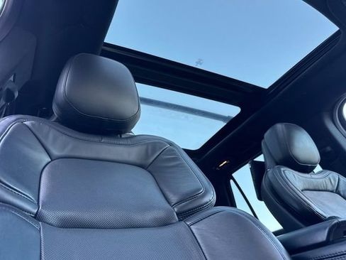 Used 2020 Lincoln Navigator L Reserve w/ Equipment Group 208A Reserve image 21