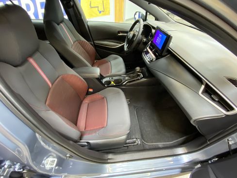 Used 2025 Toyota Corolla SE image 25