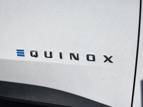 New 2026 Chevrolet Equinox EV LT image 7