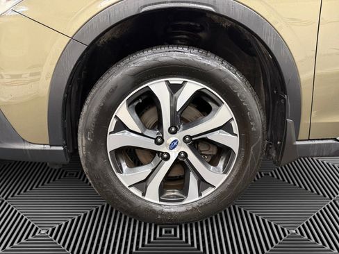 Used 2021 Subaru Outback Limited image 14