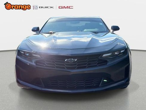Used 2022 Chevrolet Camaro LT RWD image 8