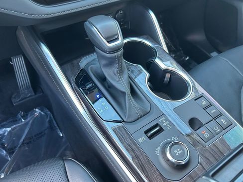 Used 2025 Toyota Highlander Limited image 20
