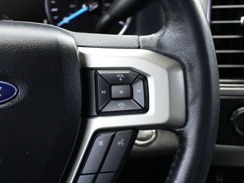 Used 2020 Ford F450 Lariat w/ Lariat Ultimate Package AWD/4WD image 6