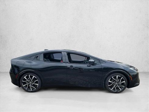 Used 2026 Toyota Prius Plug-In Hybrid w/ Limited Premium Package image 4