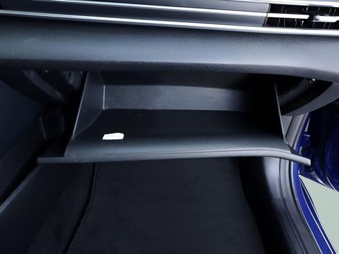 Used 2021 Hyundai Elantra SE image 39