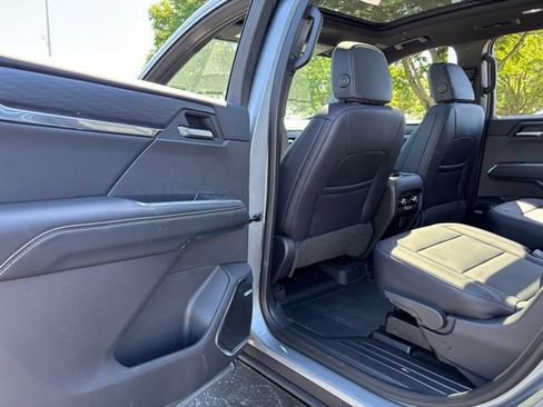 New 2026 GMC Acadia Elevation w/ Elevation Premium Package FWD image 42