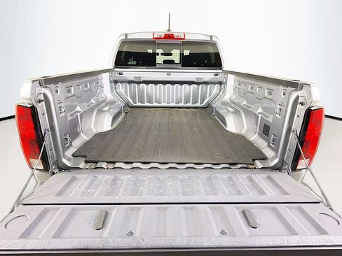 Used 2023 Chevrolet Colorado LT w/ LT Convenience Package RWD image 27