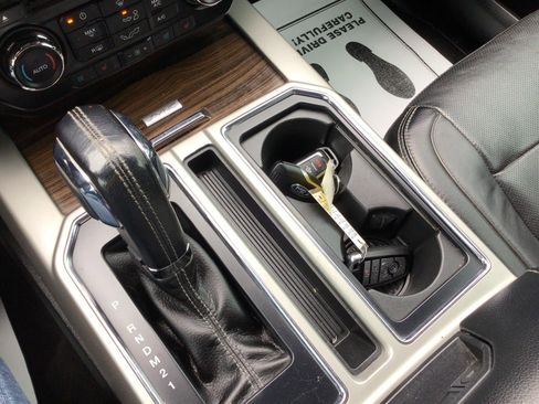 Used 2016 Ford F150 Lariat image 20