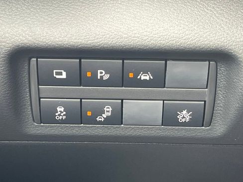 New 2025 Nissan Kicks Play S image 19