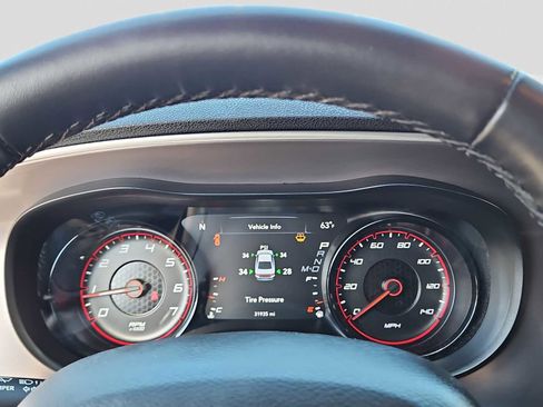 Used 2022 Dodge Charger SXT w/ Blacktop Package image 22