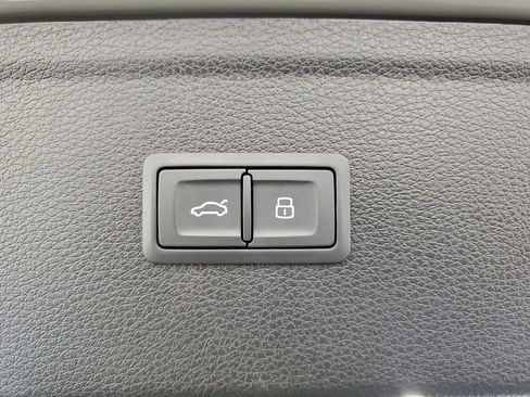 Used 2021 Audi SQ5 Premium Plus w/ Premium Plus Package AWD/4WD image 33