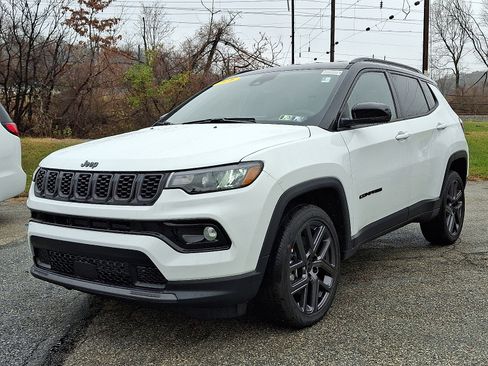 New 2026 Jeep Compass Limited image 3