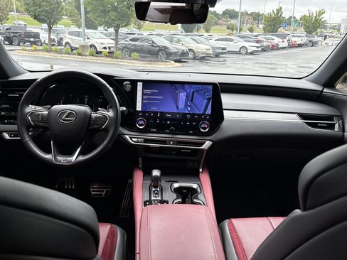 Used 2024 Lexus RX 500h F Sport w/ Convenience Package AWD/4WD image 29