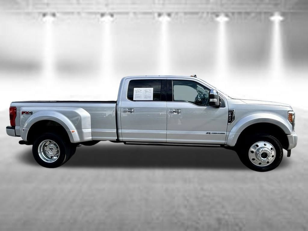Used 2019 Ford F450 Platinum w/ Platinum Ultimate Package AWD/4WD image 4