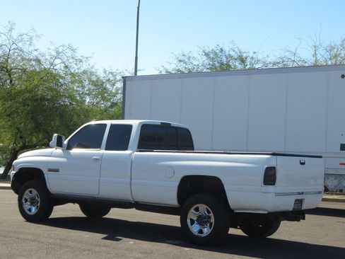 Used 1997 Dodge Ram 2500 Truck 2WD Club Cab image 5