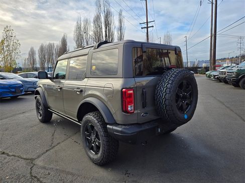 New 2025 Ford Bronco Big Bend w/ Black Diamond Package image 7